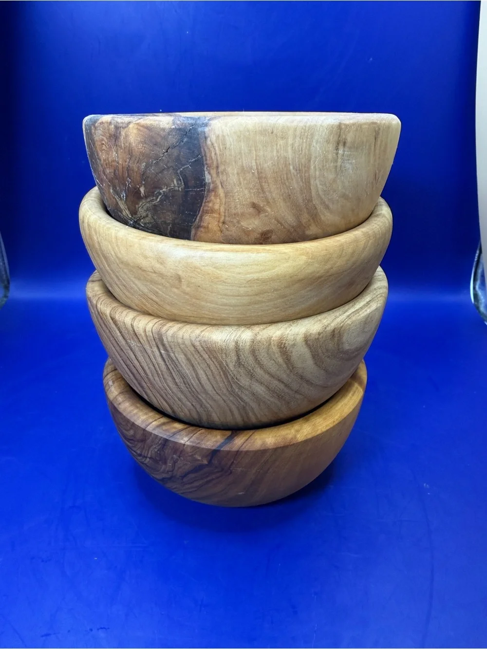 Set of 4 Handcrafted Olive Wood Bowls